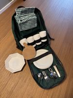 Picknick Rucksack, 4er Set Geschirr schlagfest. Ungebraucht
