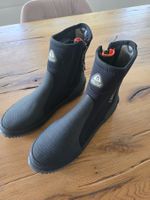 Wasserschuhe Grösse ML Waterpro Neopren mit Reissverschlu...