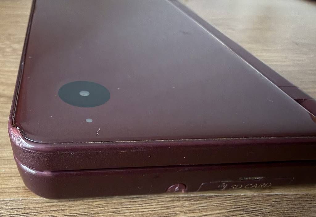 Nintendo Konsolen: Nintendo DSiXL - Rotwein – Gebraucht aus Glattpark(Opfikon) von Beubeu44 5
