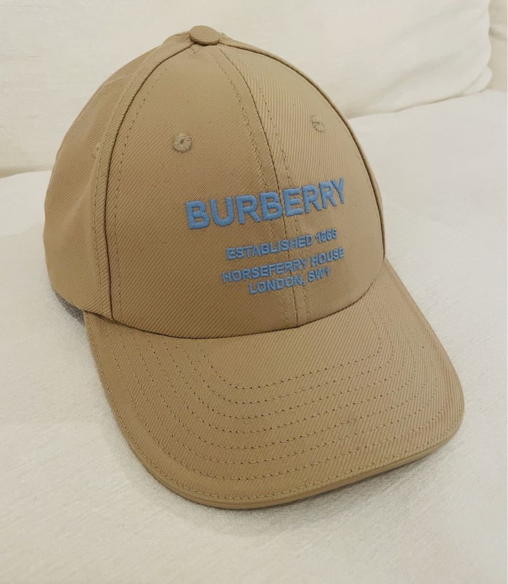 Burberry Copricapi, berretti & cappellini: Beautiful Burberry cap – Nuovo (secondo la descrizione) da Genève venduto da Rio10