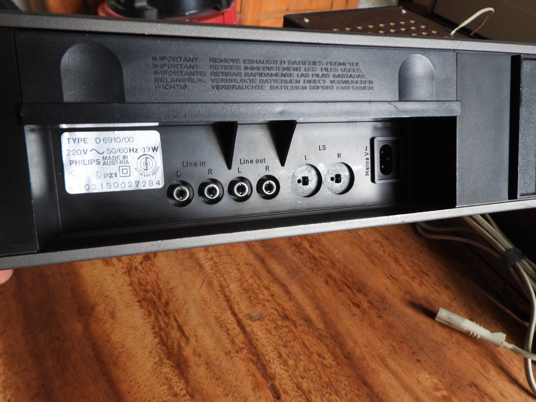 Philips Registratori: Philips Freeporter Portable Stereo Cassette Recorder – Difettoso da Tavannes venduto da jimananas 5