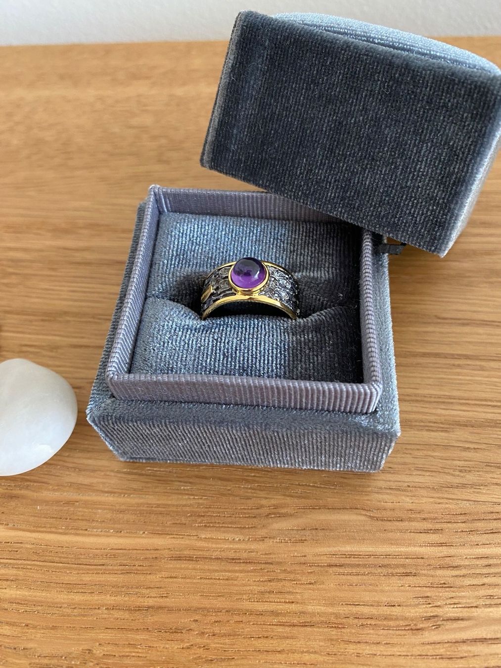 Anelli: Silber Ring mit Cabochon-Amethyst (Gr 55) – Nuovo (secondo la descrizione) da Hedingen venduto da Noizeetal