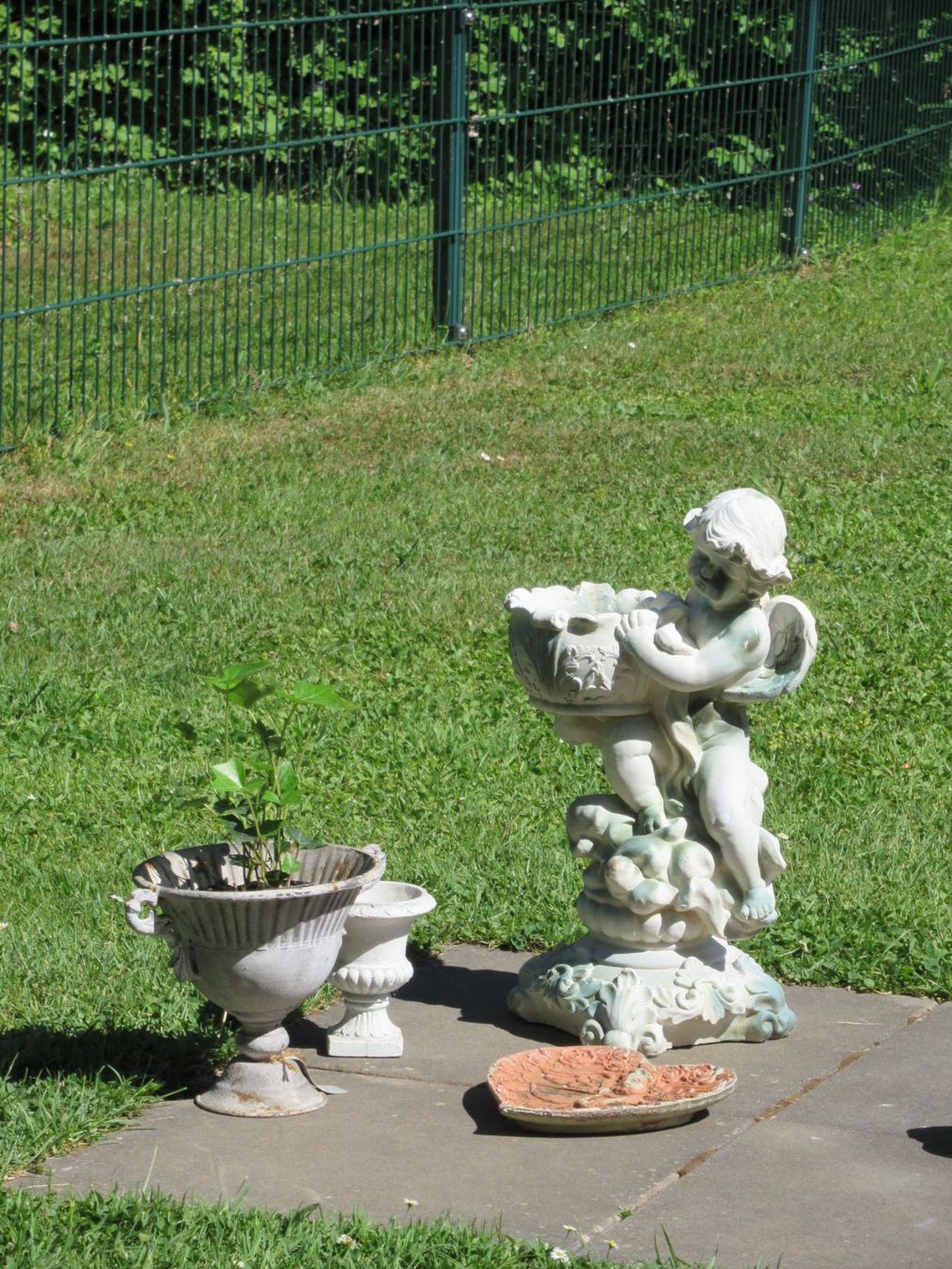 Vasi per fiori: Engel Blumentopf Cherub mit Pfeil und Bogen und 2 Töpfe – Usato da Trimbach venduto da donlyn 3