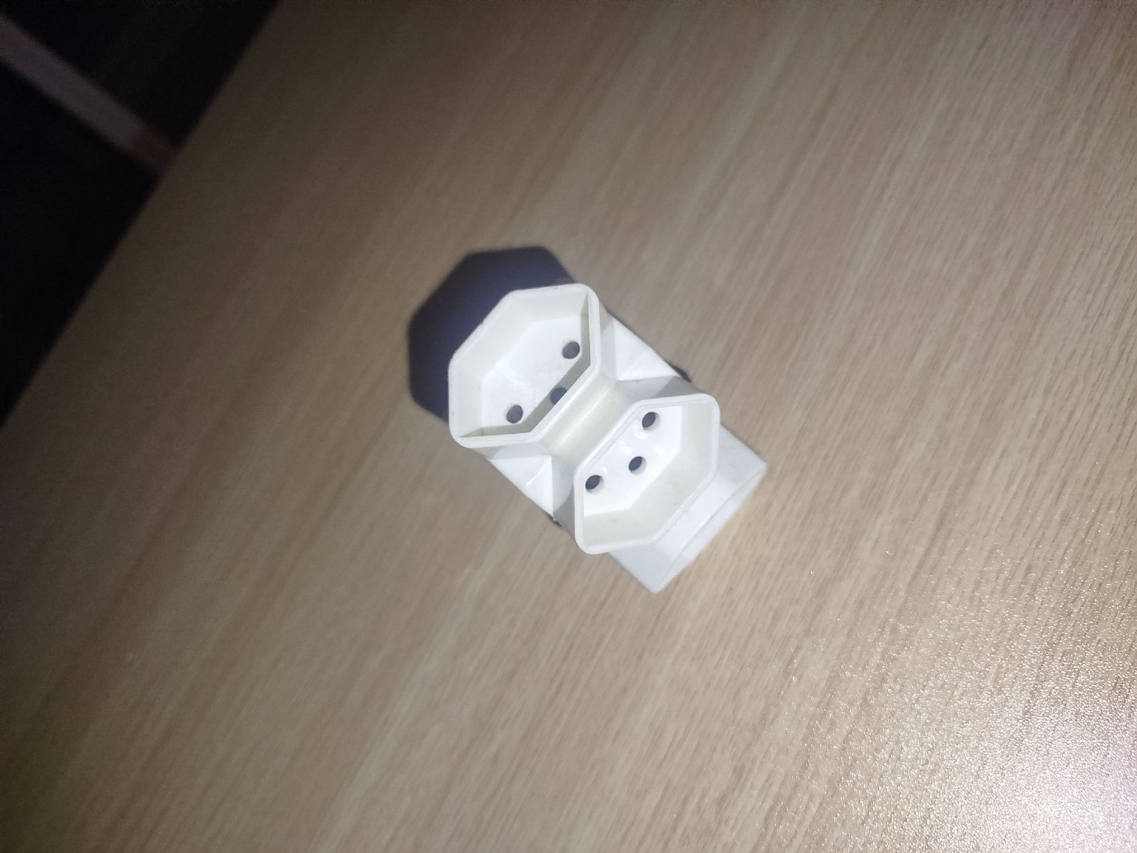 Alimentazione elettrica: 2 Mehrfachstecker – Usato da Adliswil venduto da 3001marv 2