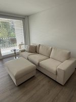 Sofa 3-Sitzer beige mit Fusshocker