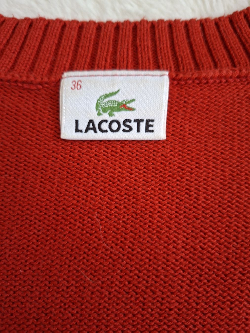 Lacoste Maglioni & Felpe: Pull LACOSTE rouge taille 36 bon état – Usato da Renens VD venduto da ser_j2fn 2