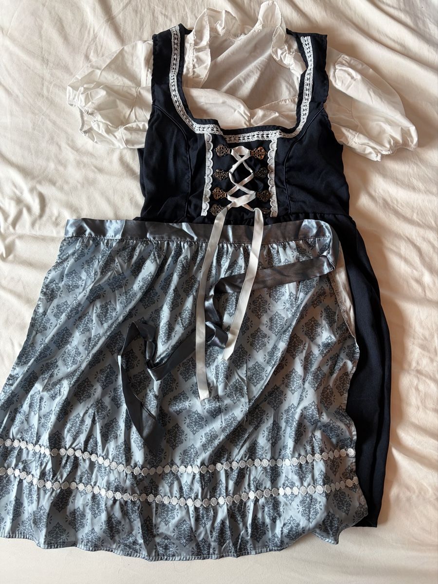 Robes: Dirndl Dress Blue – Neuf (Voir description) à Bern par lea_w5hk 1