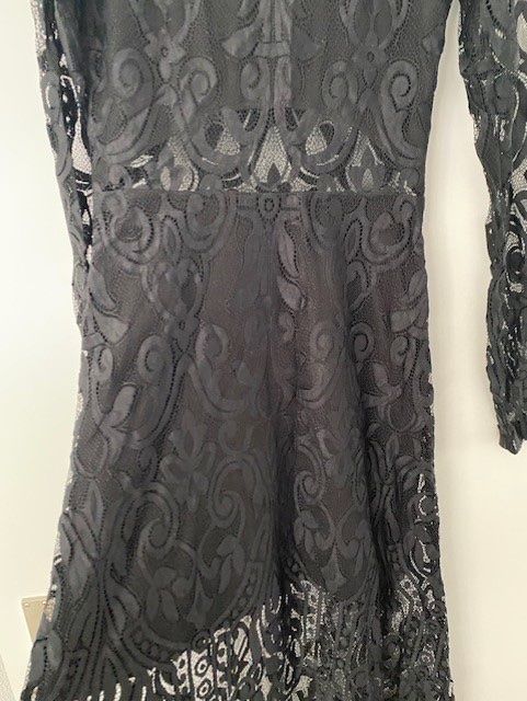 Kleider: Alexis lace dress – Neu (gemäss Beschreibung) aus Dallenwil von ZD2019 4