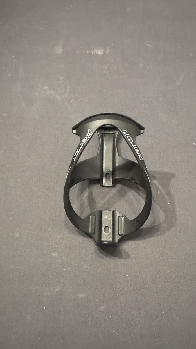 Ersatzteile: Cage Bouteille – Gebraucht aus Misery von DanielSilva47 1