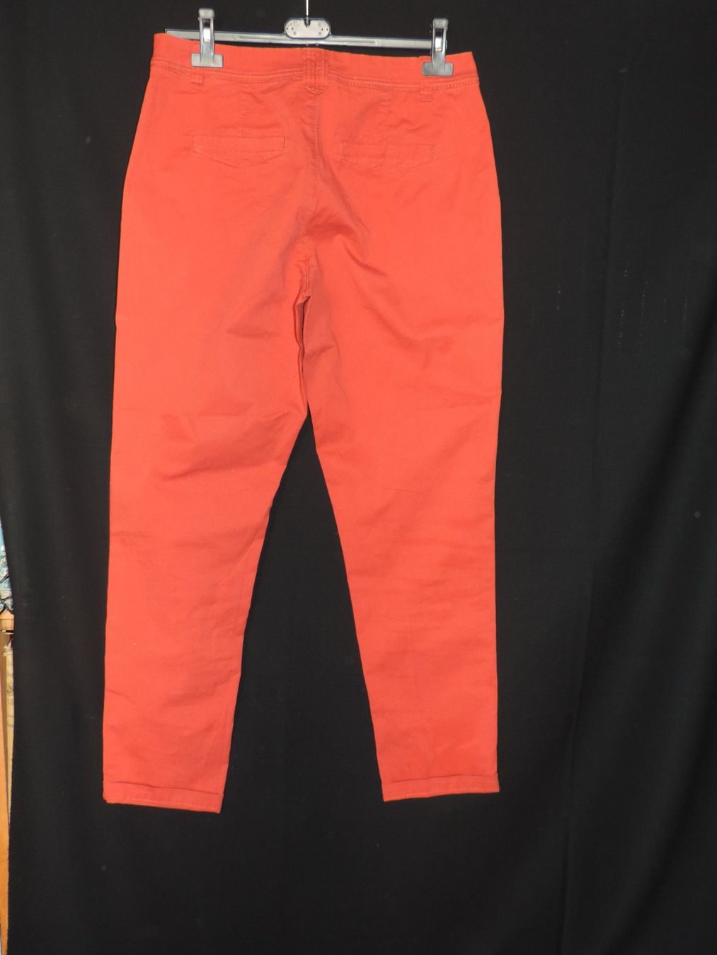 Pantaloni: Pantalon Chino rouge pale – Usato da Genève venduto da Axelle333 5