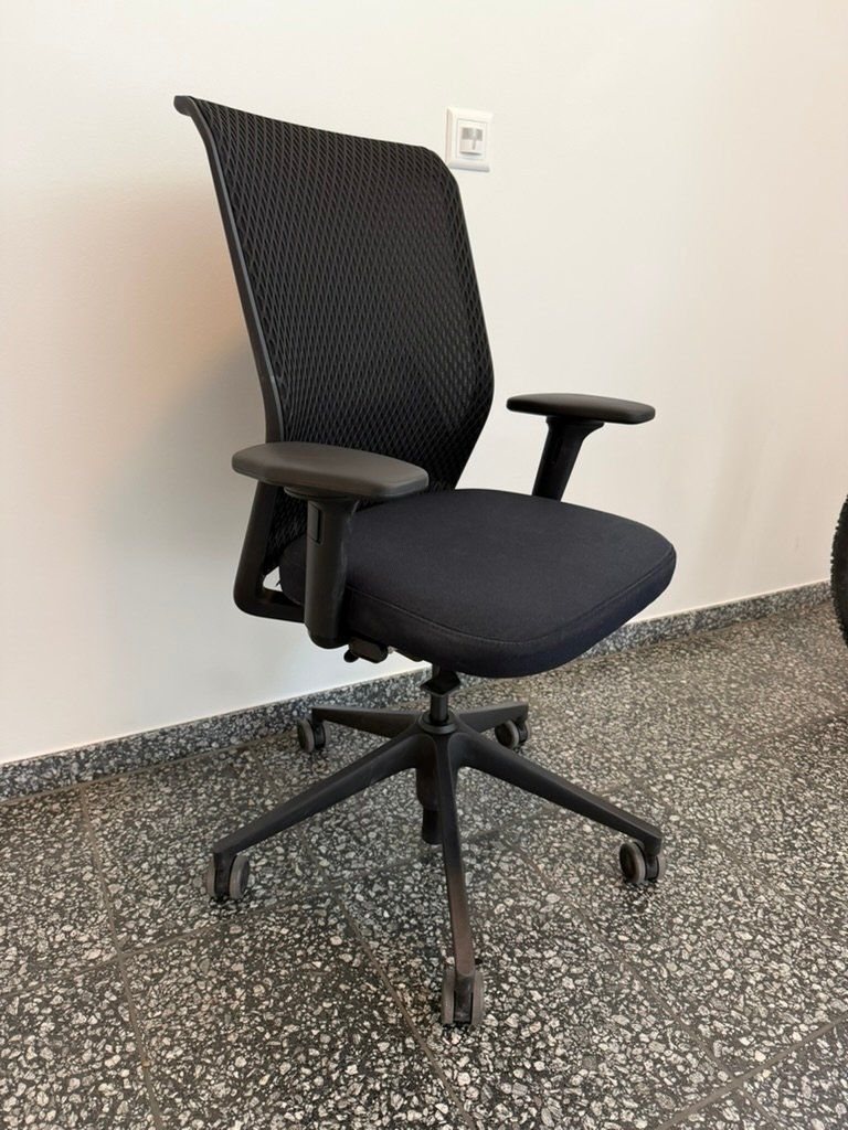 Vitra Sedie: Bürostuhl Vitra ID Mesh – Usato da Zürich venduto da maxipu 3