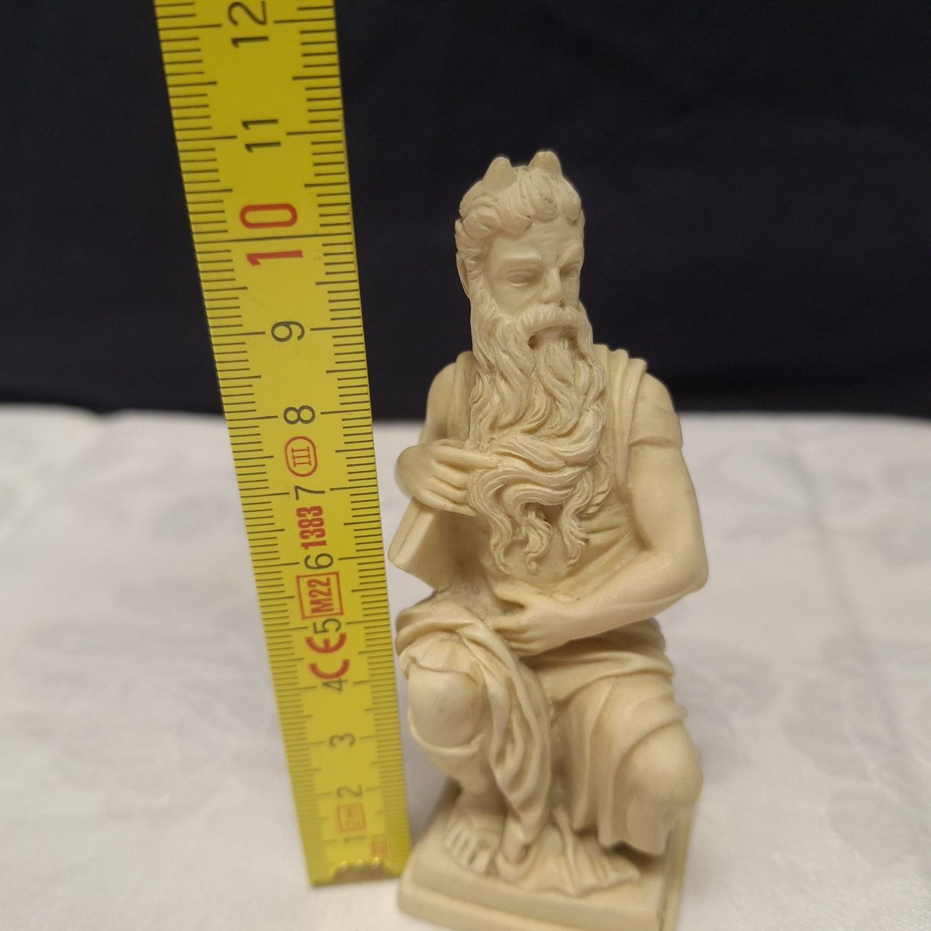 Skulpturen & Statuen: Versand möglich. Ältere Figur, Moses, G.R. – Gebraucht aus Winterthur von Goldpipau 9