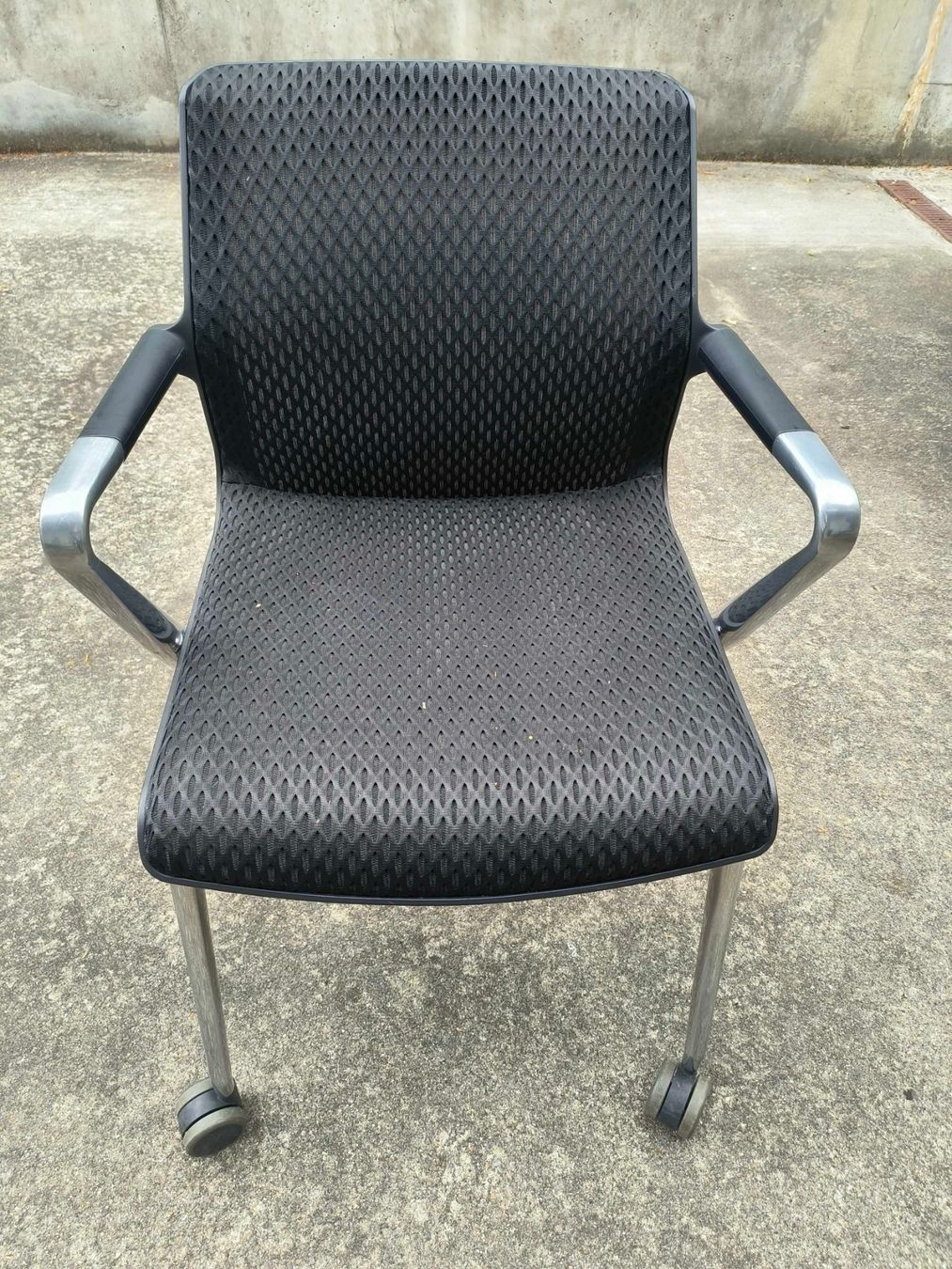 Vitra Sedie: Stylischer Vitra Bürostuhl – Usato da Zumikon venduto da dwl_j987 2