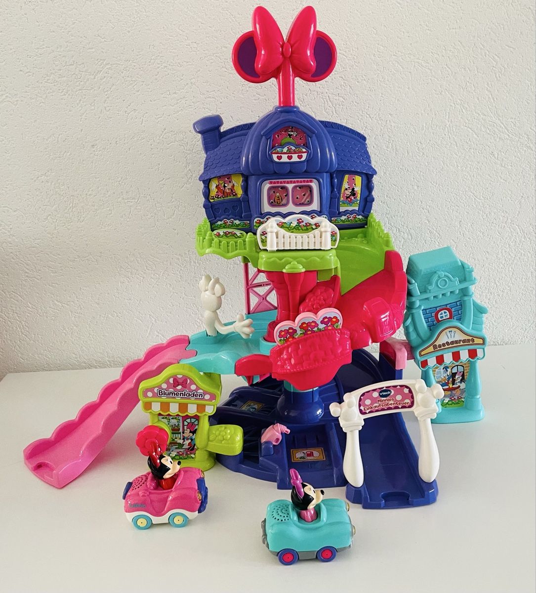 Vtech Spielzeuge: Vtech DisneyPark + 3 Cars, Great Condition! – Neu (gemäss Beschreibung) aus Zollikerberg von BS.SM