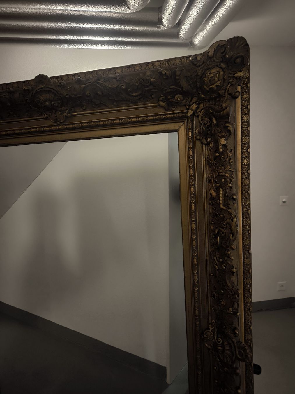 Miroirs: Grosser Spiegel mit Goldrahmen, Antik , – D'occasion à Muri AG par Cathedralradio 4