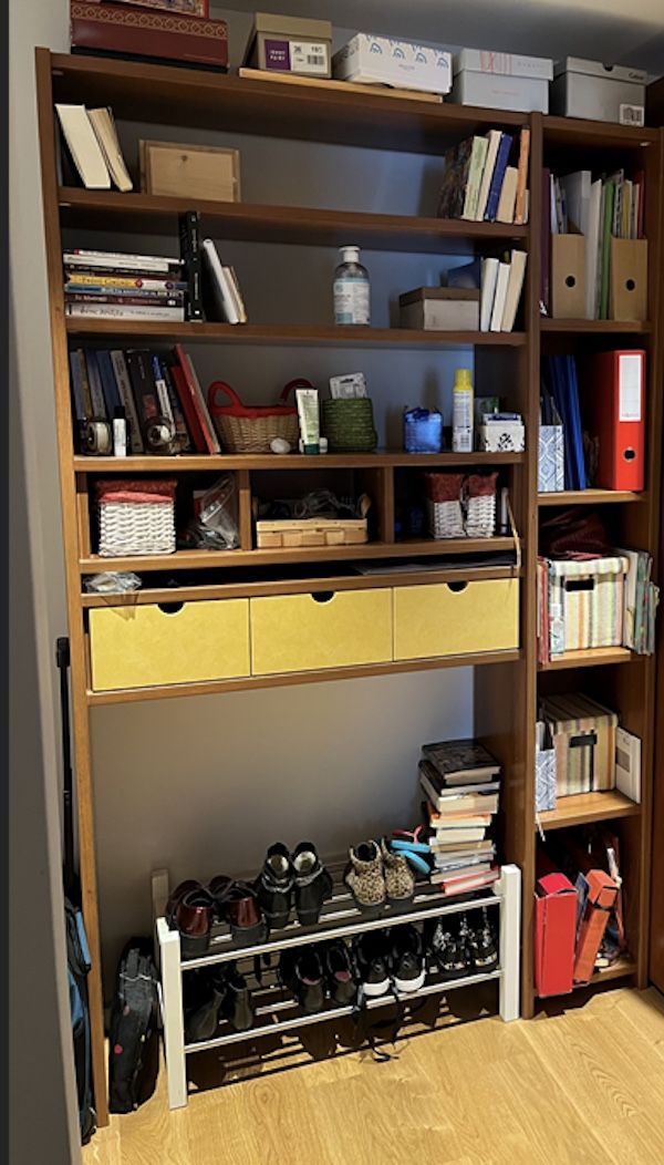 Scaffali: Solid Wood Bookcase with Drawers - Perfect for Storage – Usato da Luzern venduto da kim_my9c 1