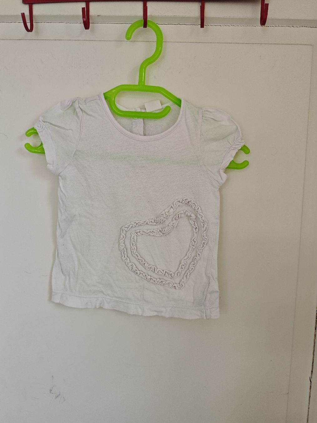 H&M Blusen, T-Shirts & Tops: T-Shirt Gr 74 – Gebraucht aus Winterthur von Shorna