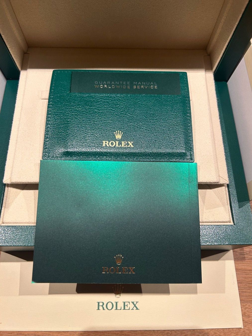 Rolex Orologi: Rolex Submariner Gold - Blaues Ziffernblatt – Nuovo (secondo la descrizione) da Elgg venduto da SebastianHuber 7