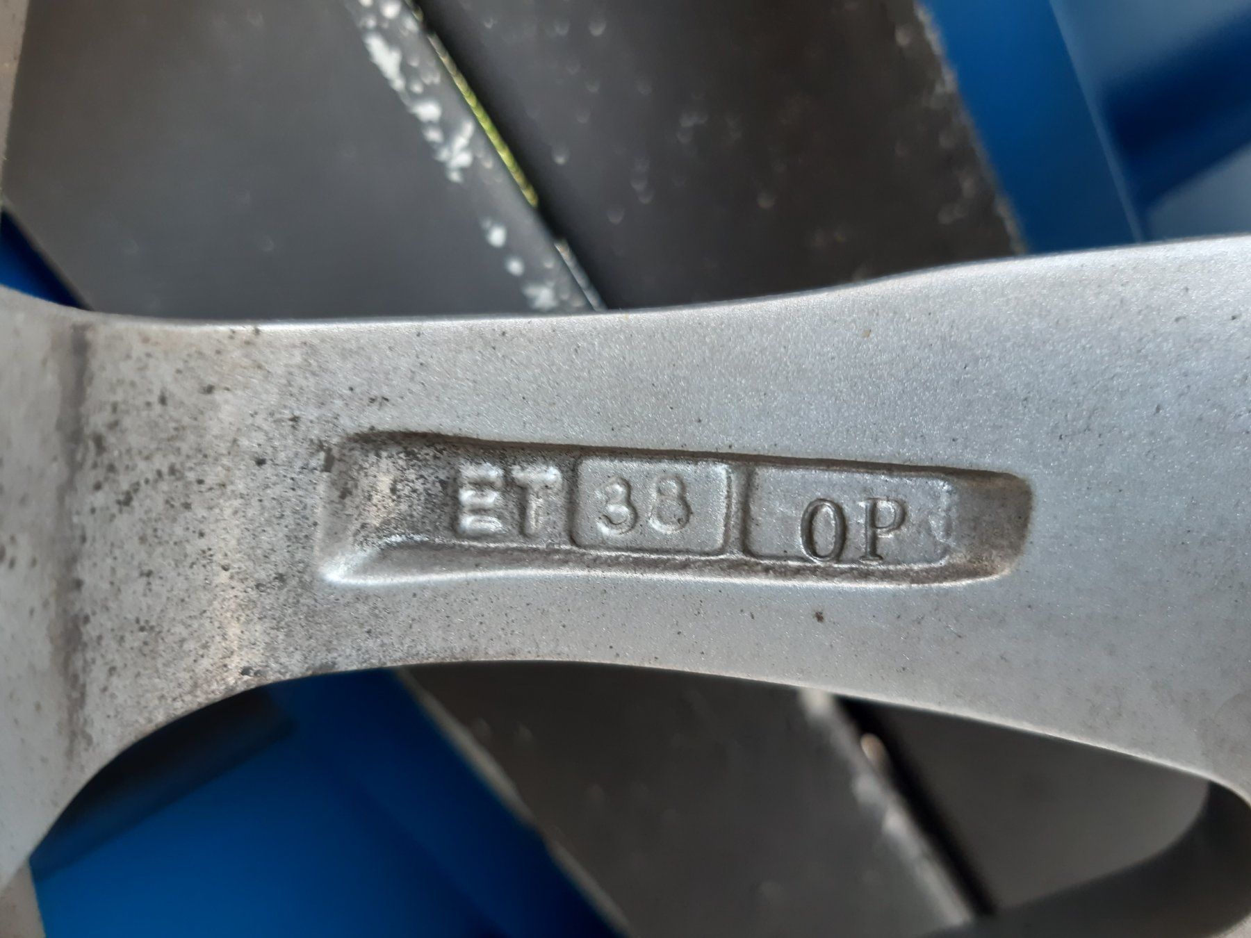 Pneus & Kompletträder: Kompletträder auf Alufelgen – Gebraucht aus Boswil von Farate 2