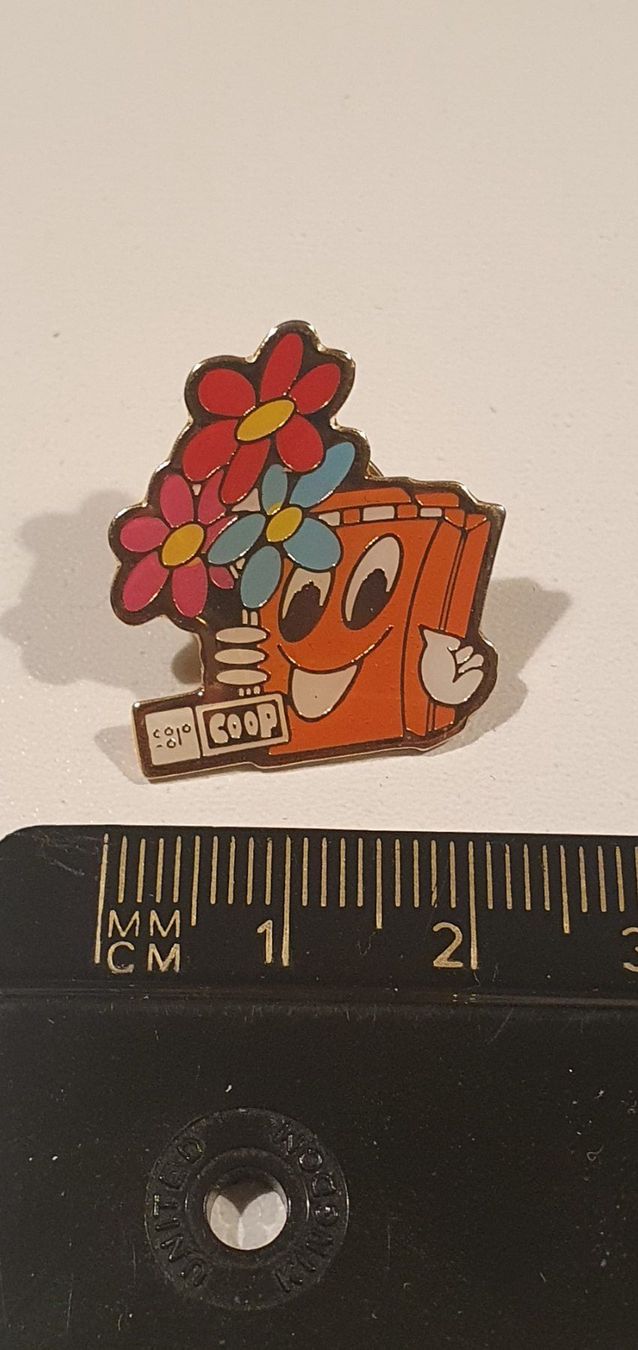 Placchette & Badge: Pin's coop – Usato da St-Barthélemy VD venduto da titeuf5 1
