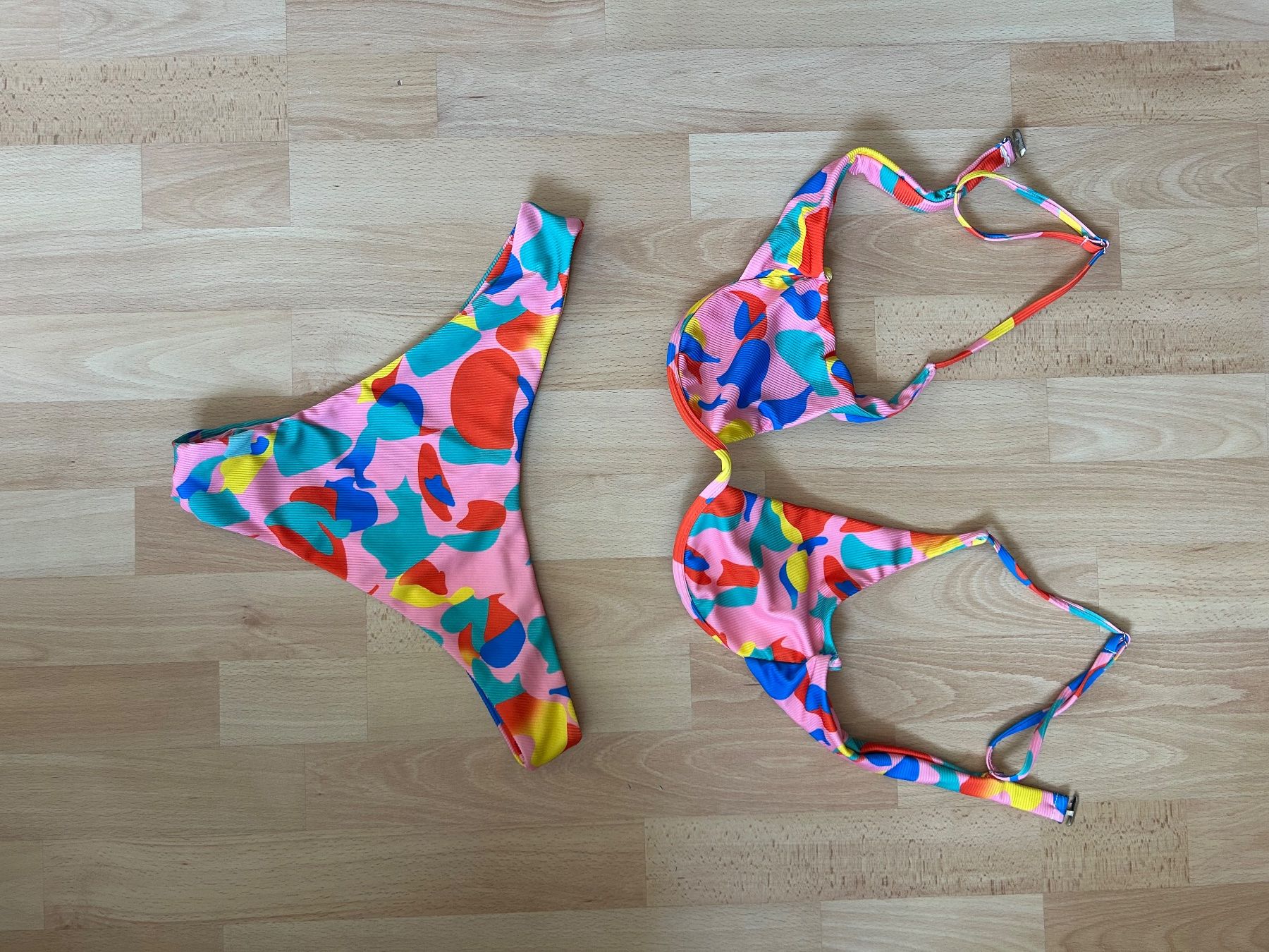 Zaful Costumi da bagno & Bikini: Zaful Bikini Grösse L – Nuovo (secondo la descrizione) da Pfäffikon ZH venduto da tan_p5t6