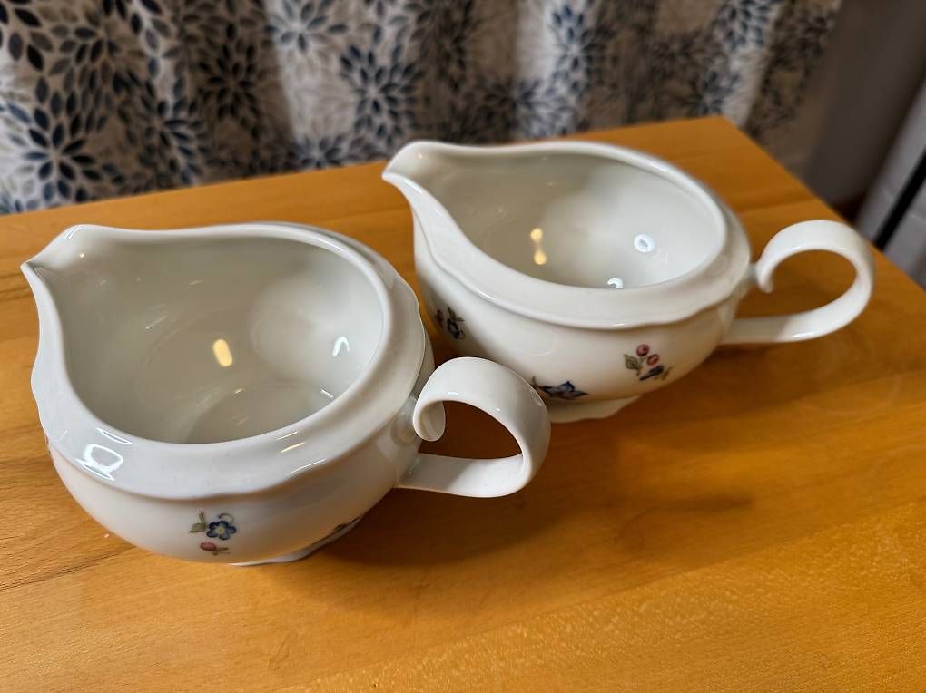 Coupes: 2 Saucieren Seltmann Weiden "Marie Luise" – D'occasion à Hochfelden par 05b_96wx