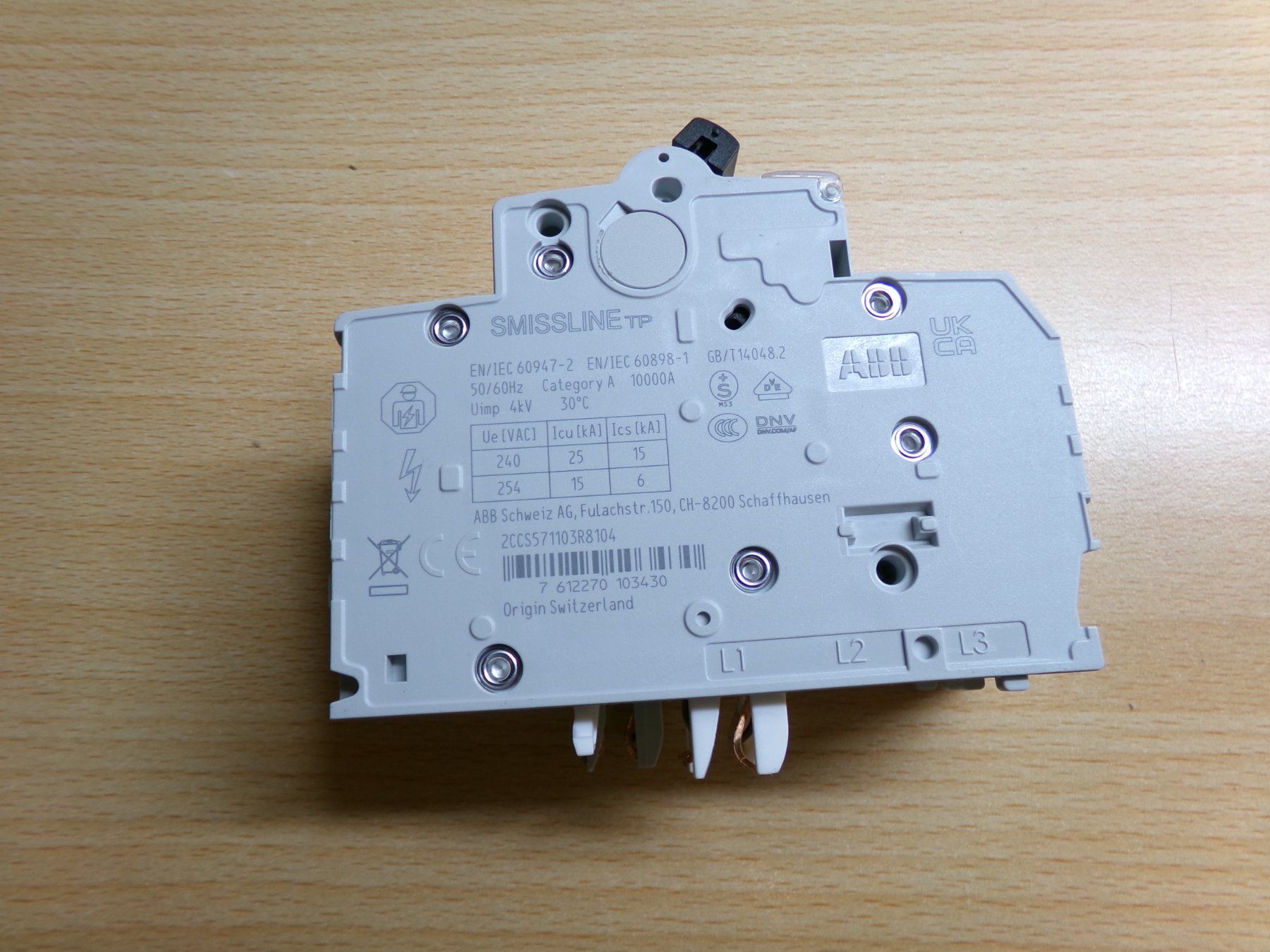 ABB Interruttori: LS L+N C10 ABB-smissline-S – Usato da Hombrechtikon venduto da Maloev17 4