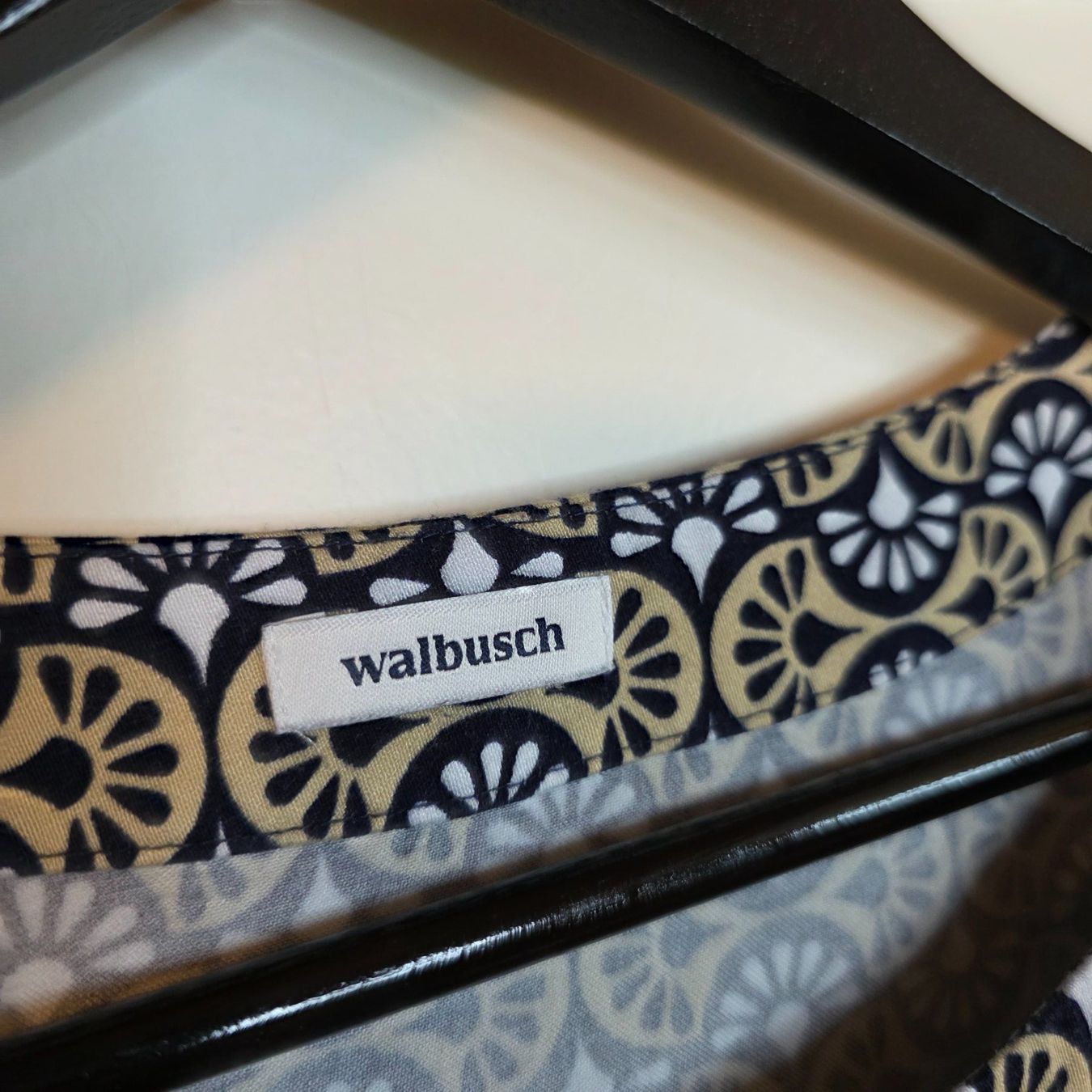 Walbusch Camicette: Walbusch Viskose Bluse mit Muster Gr. M – Usato da Wald ZH venduto da CapLux 7