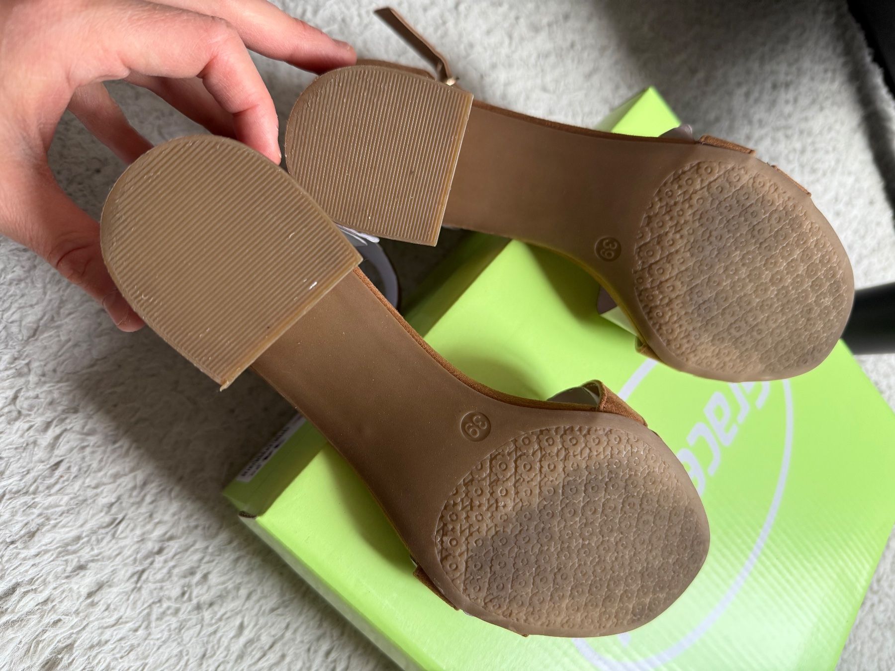Graceland Scarpe da donna: Damen Sandalette Graceland Größe 39 – Usato da Luzern venduto da sarahxtwilight 2