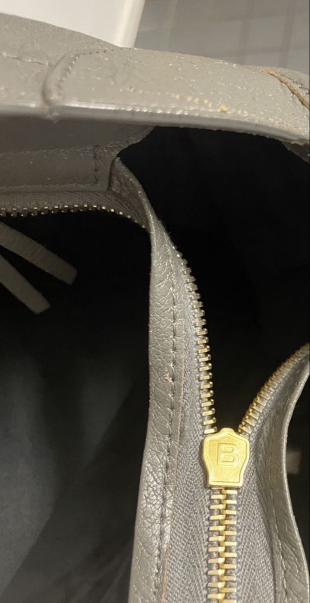 Balenciaga Sacs femmes: Balenciaga City – D'occasion à Ebikon par loy_wjg6 9