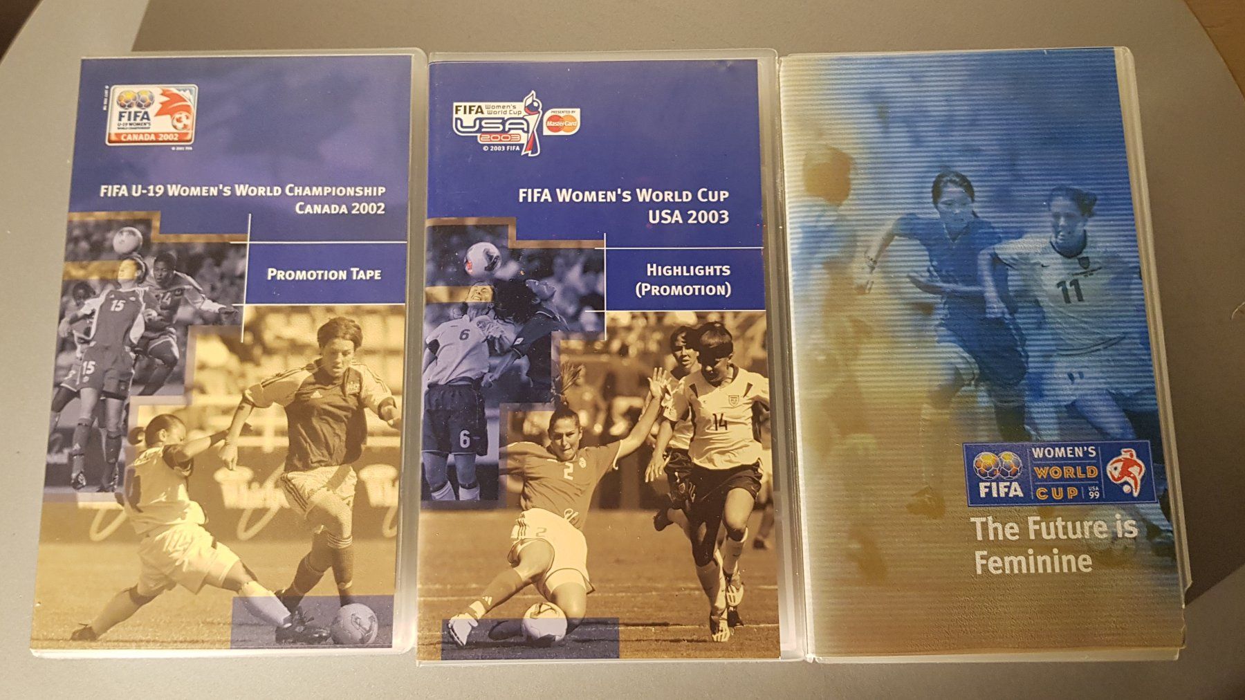 Alle VHS: 3 FIFA-VHS / THE Future is Feminine – Gebraucht aus Erlenbach ZH von wem_6f9c 2
