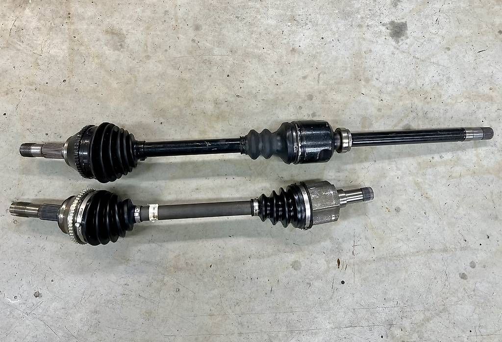 Tutti pezzi di ricambio auto: Antriebswelle Ducato Boxer Jumper – Usato da Gontenschwil venduto da lot_qxr9