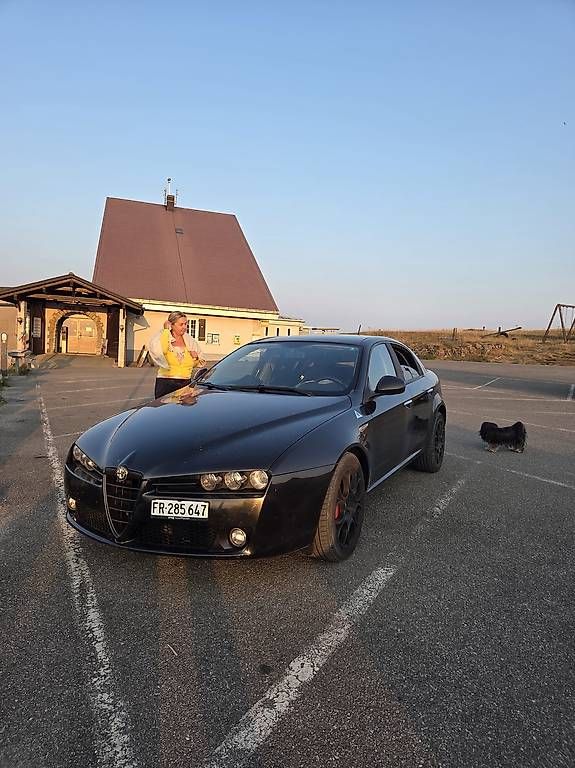 Alfa Romeo Autos: Alfa Roméo – D'occasion à Misery par caropett11 4