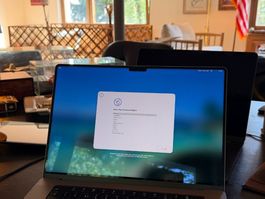 MacBook Pro 16" 2021 M1 Pro, Silber, CH-Tastatur