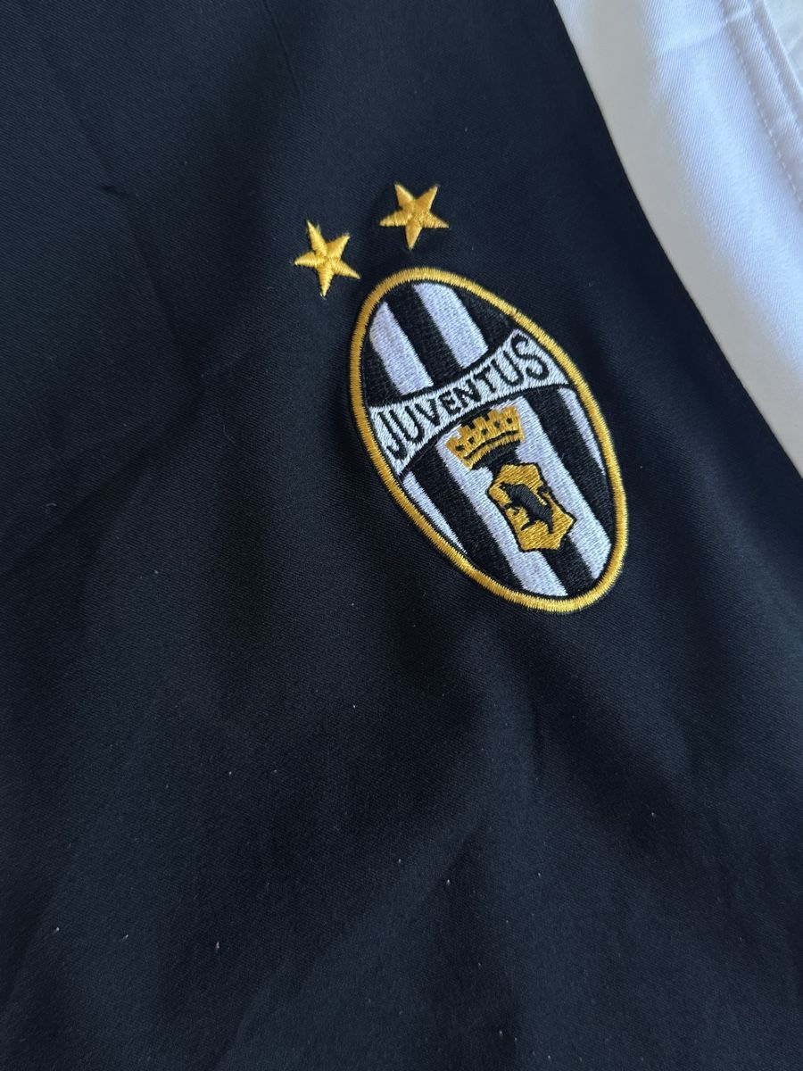 Juventus Leibchen & Hosen: Vintage Juventus Training Shirt – Gebraucht aus Zürich von yneez 1