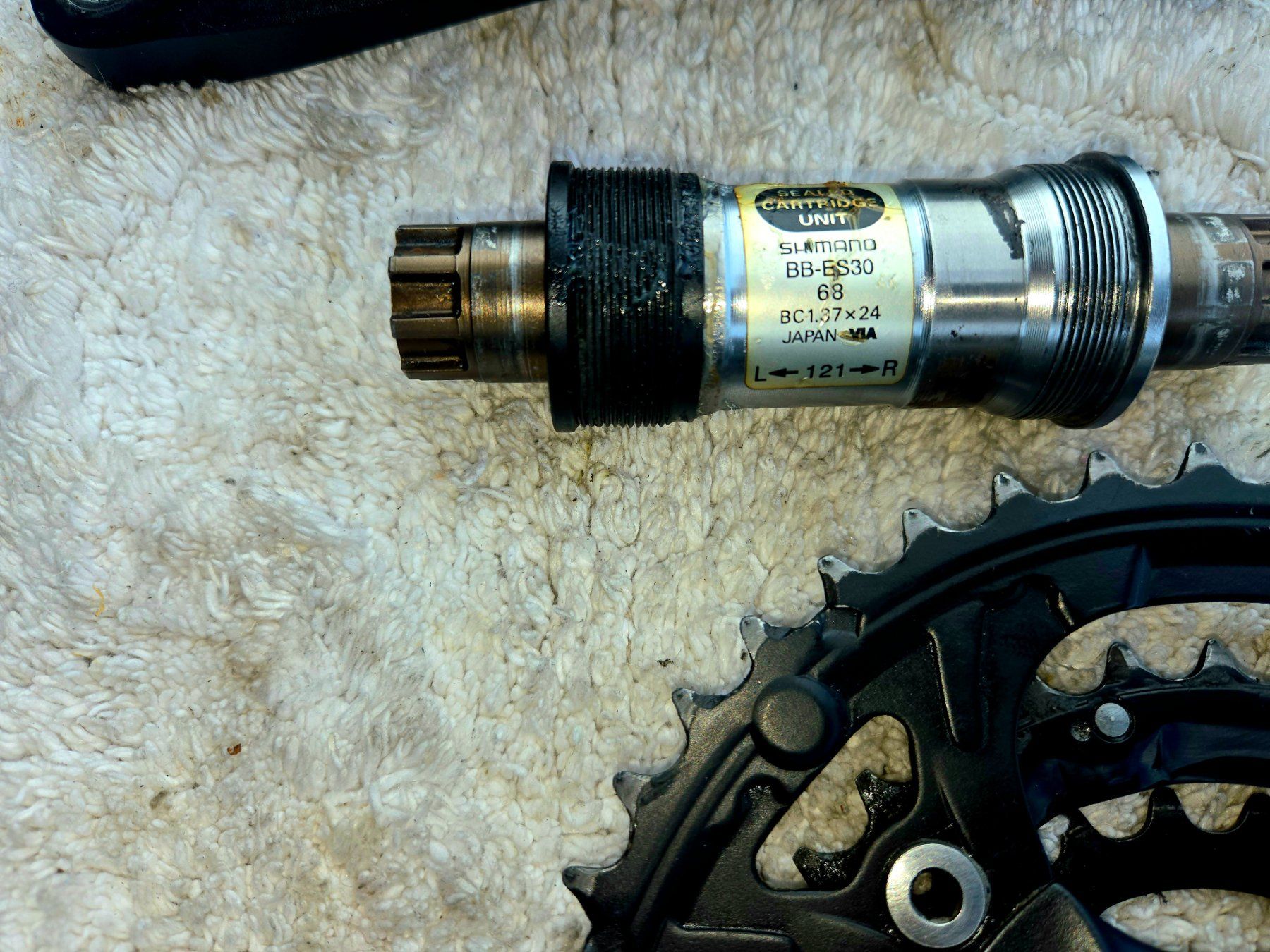 Shimano Pezzi di ricambio: Shimano Kurbel inkl Trettlager 3fach – Usato da Ammerswil AG venduto da Undenheim 1