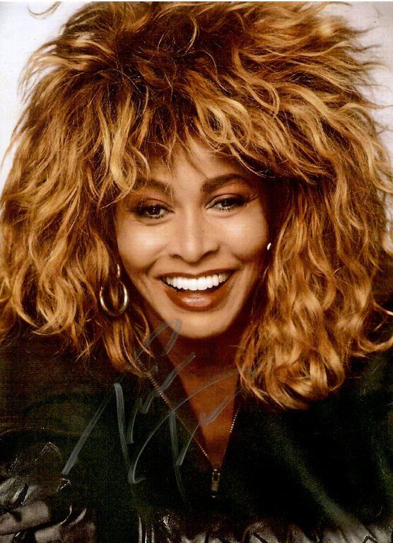 Autografi: Tina TURNER / AUTOGRAMM – Usato da Egg b. Zürich venduto da bunny-dieter