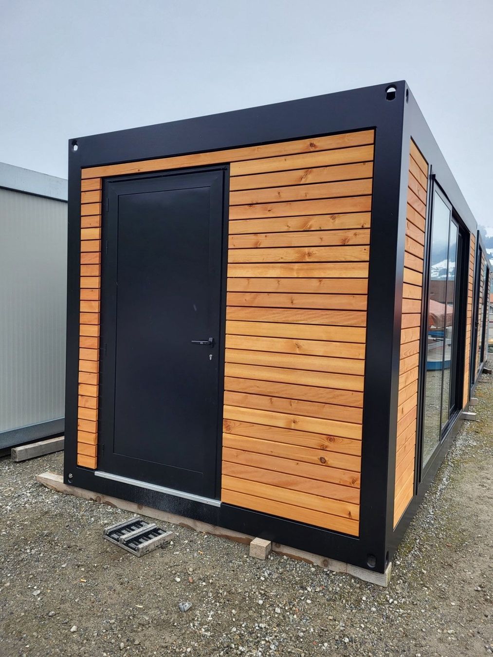 Gartenhäuser & Gewächshäuser: Gartenhaus, Container, Bürocontainer – Neu und originalverpackt aus Galgenen von contdeluxe 3