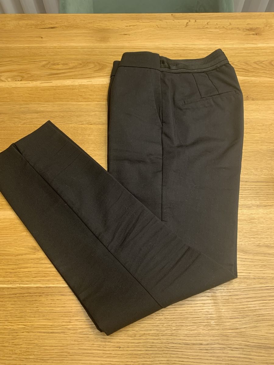 Zara Pantaloni: Zara Stoffhose Schwarz Gr. S – Nuovo (secondo la descrizione) da Luzern venduto da bonnie23