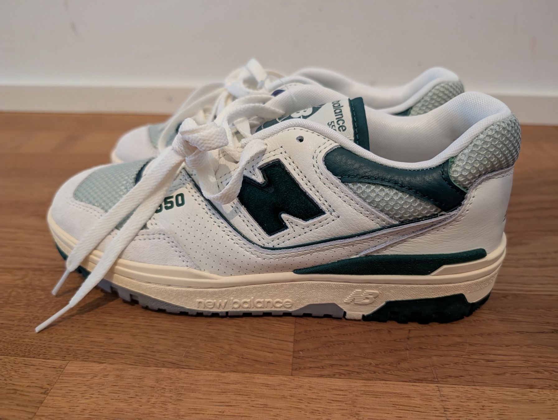 New Balance Scarpe da uomo: New Balance BB550 - Gr 39.5 – Nuovo e nell'imballaggio originale da Rüschlikon venduto da rosgm 4