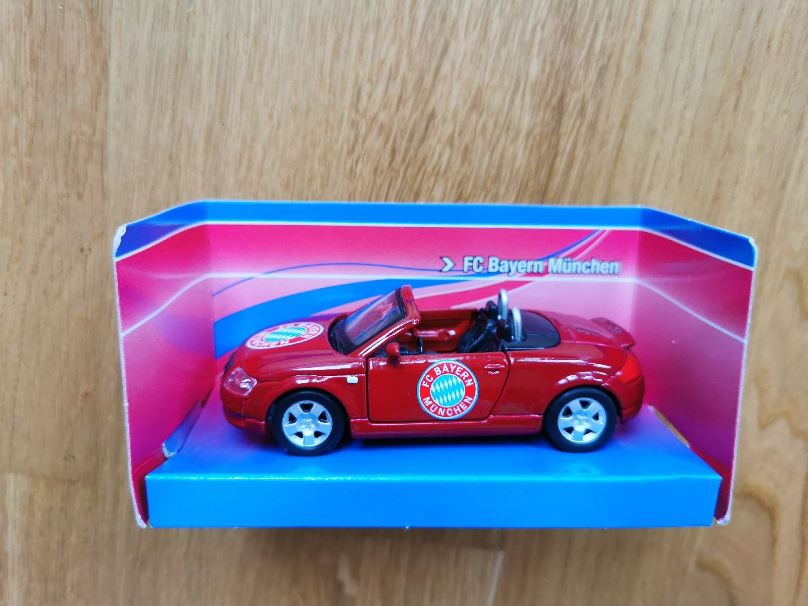 Maisto Modellini d'auto: FC Bayern München Audi TT – Usato da Arnegg venduto da michik999 1