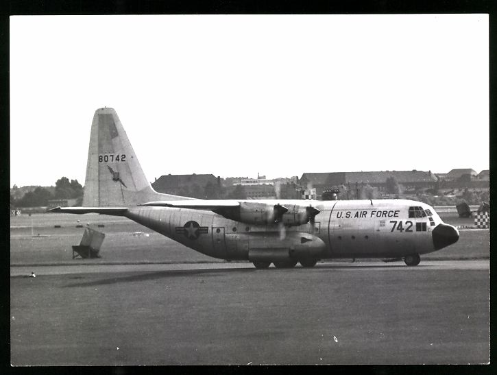 Photos & affiches: Fotografie Flugzeug Lockheed C-130 Hercu – D'occasion à Berlin par bartko-reher
