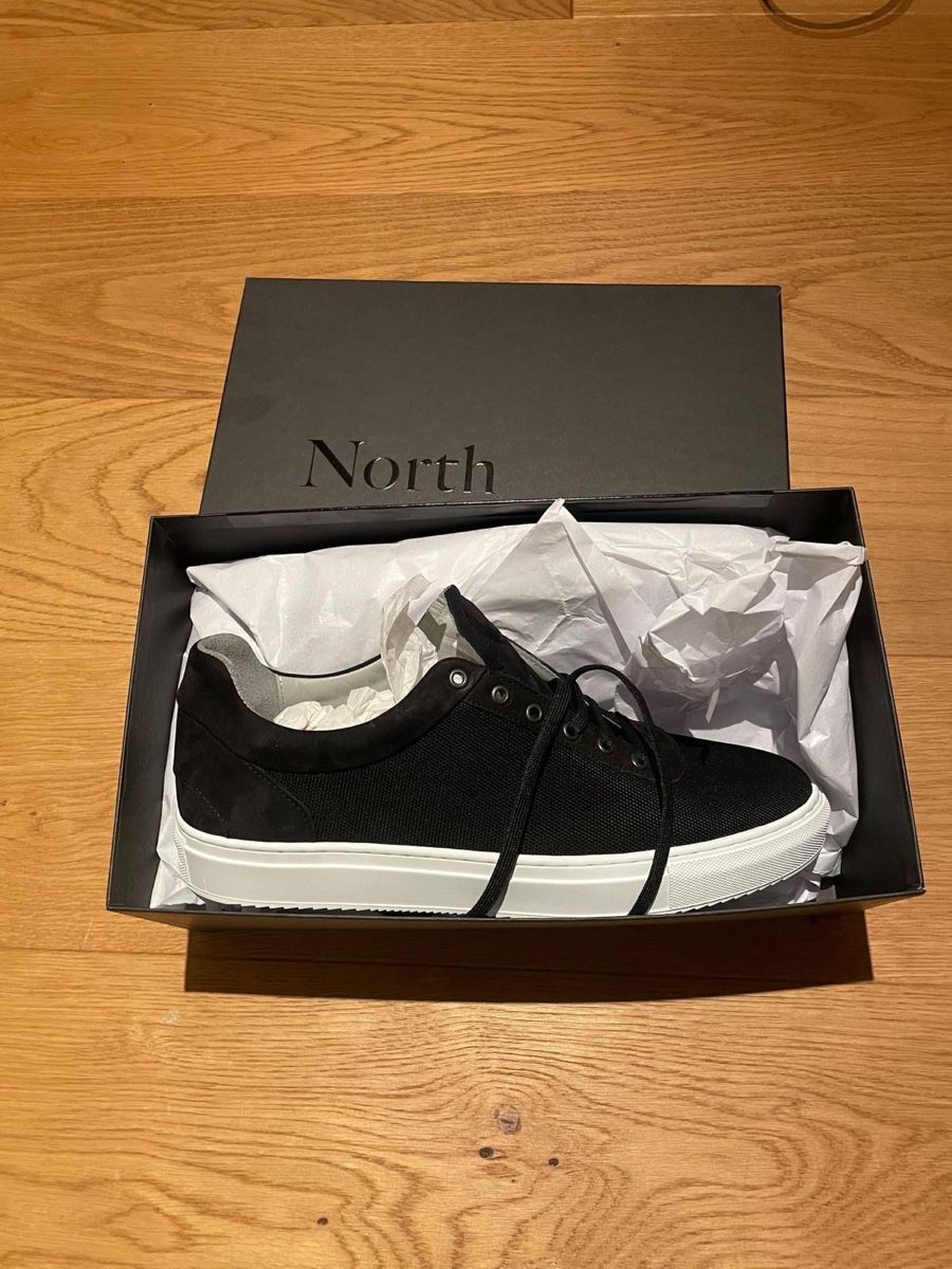 Scarpe da uomo: Sneaker North-89 Grösse 42 schwarz – Nuovo e nell'imballaggio originale da Riedikon venduto da Torino99