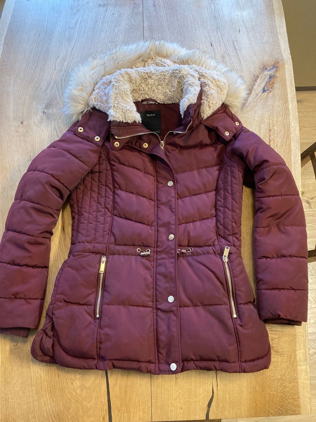 Giacche: Winterjacke Damen Bordeaux Gr. 36 – Usato da Bauma venduto da haelge01