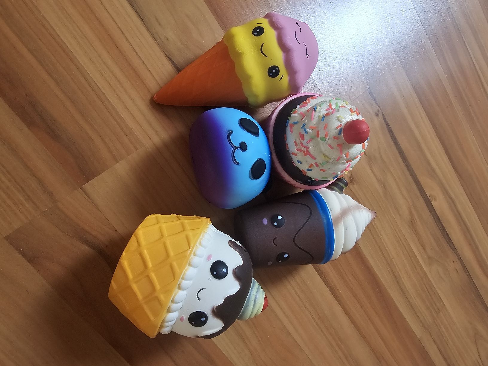Squishmallows Spielzeuge: Squishy's – Gebraucht aus Gossau SG von lexa7219