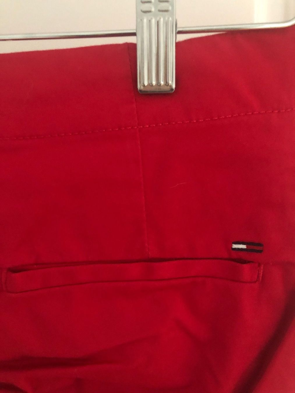 Tommy Hilfiger Pantalons: Hilfiger Shorts 27 – D'occasion à Pfaffhausen par Klaras_second_hand 1