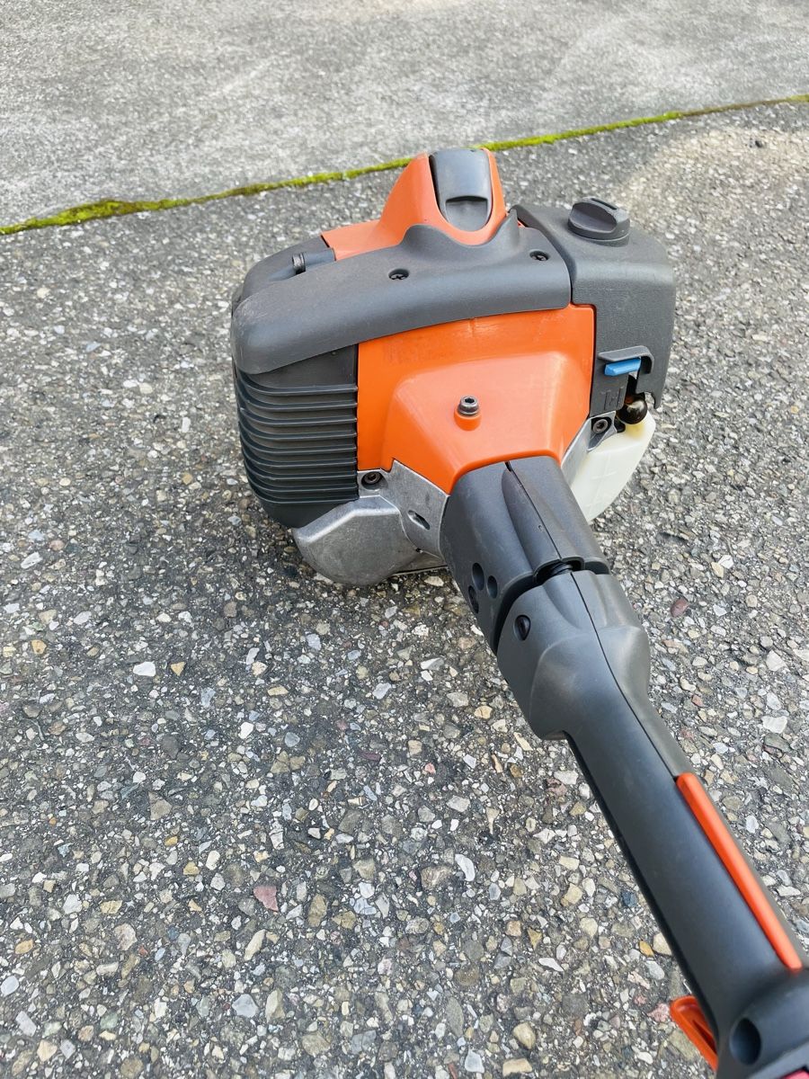Husqvarna Tutti gli attrezzi: Rasentrimmer Husqvarna 327 LDX – Usato da Würenlos venduto da Shop_Shop 5