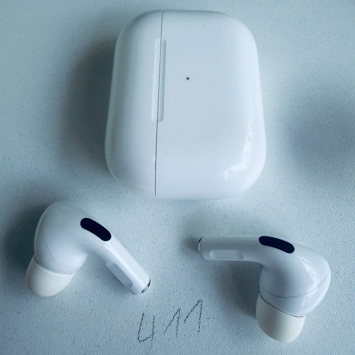 Apple Cuffie: Original Apple AirPods Pro 1 Gen. mit Wireless Ladecase – Usato da Basel venduto da MY.AIRPODS.SHOP 9