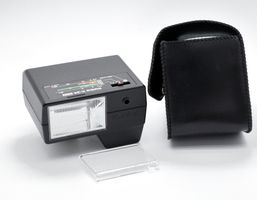 Konica X-24 Auto Blitzgerät