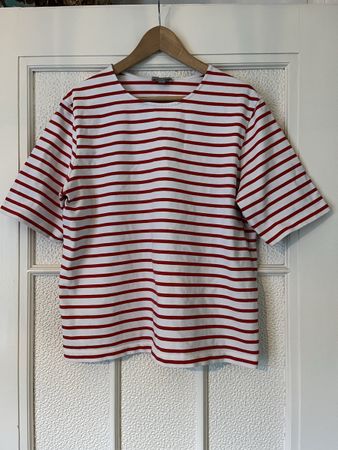 T-shirt Cos, blanc à rayure rouge, taille L